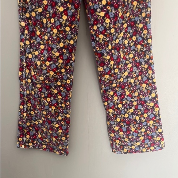 Floral Patterned Pants - Picture 6 of 10